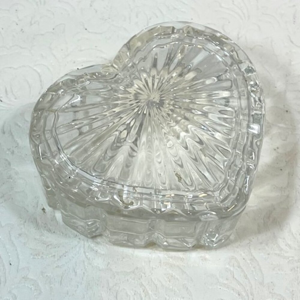 VTG Gorham Crystal Clear Crystal Glass Heart Shape Trinket Jewelry Box w/Lid